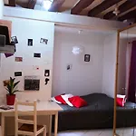 Hotel La Parizienne - Proche Montparnasse