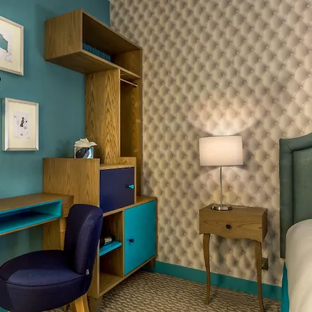 La Parizienne - Proche Montparnasse Hotel 3*