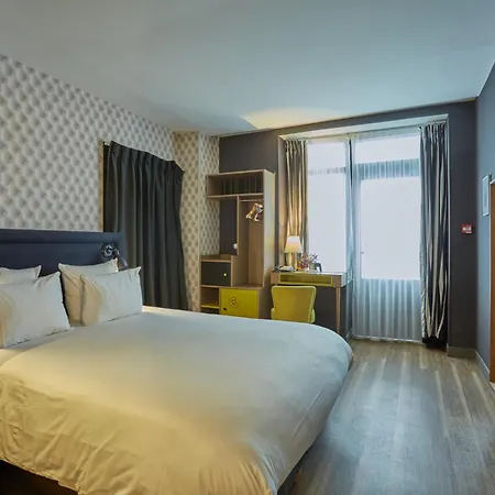 Hotel La Parizienne - Proche Montparnasse