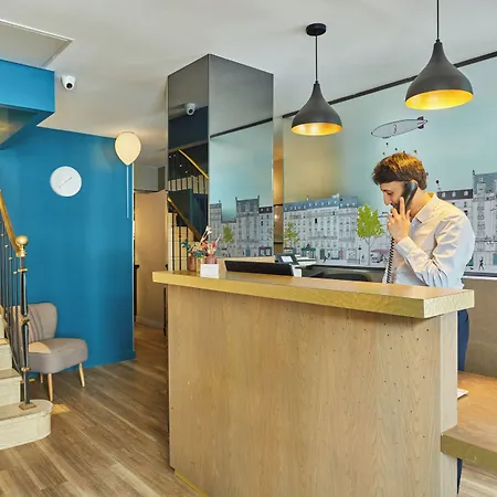 Hotel La Parizienne Parigi