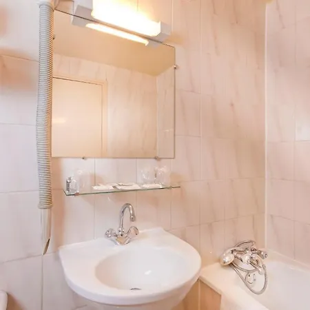 La Parizienne - Proche Montparnasse 3*