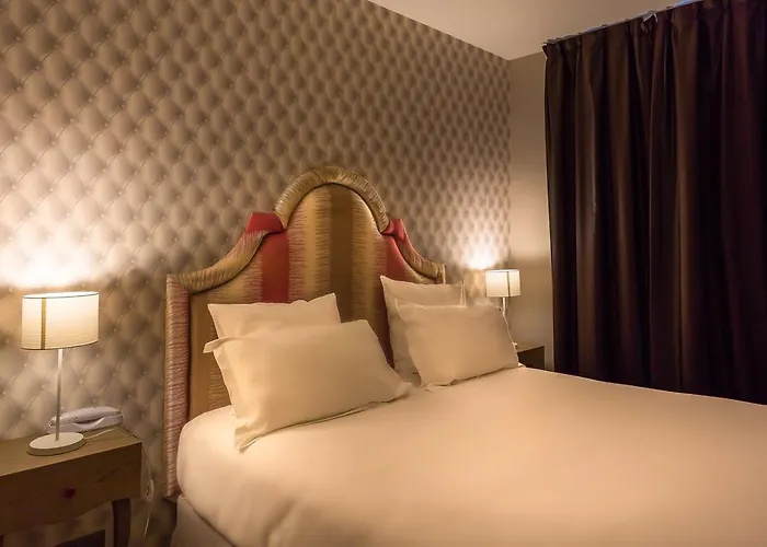 Hotel La Parizienne - Proche Montparnasse 3*