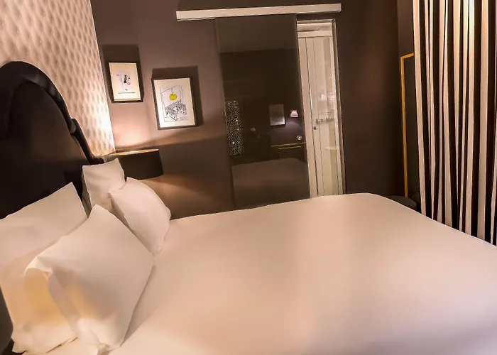 Hotel La Parizienne - Proche Montparnasse