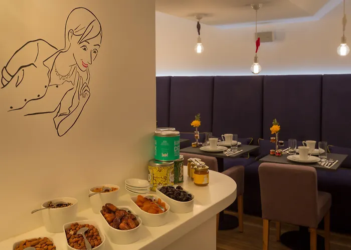 Hotel La Parizienne - Proche Montparnasse