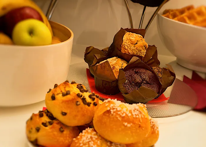 La Parizienne - Proche Montparnasse Hotel