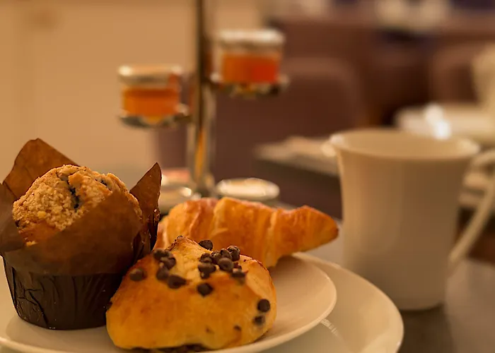 Hotel La Parizienne 3*