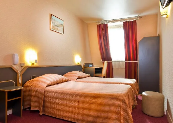 Hotel La Parizienne 3*
